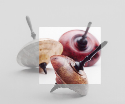 standard spinning tops button_standard